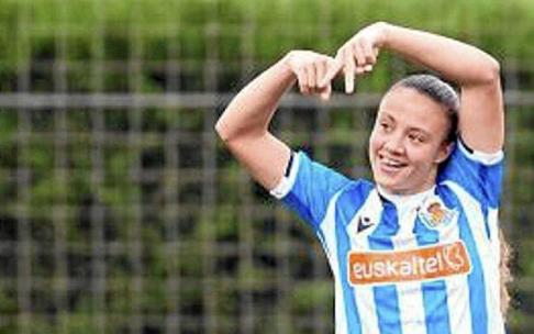 Emma celebra uno de los tres goles, doblete al Granadilla incluido, que ha marcado. Foto: LaLiga