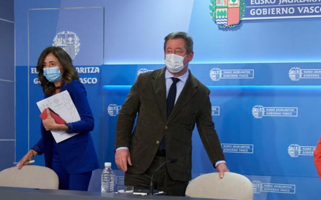 La consejera de Autogobierno, Olatz Garamendi, con el portavoz Bingen Zupiria