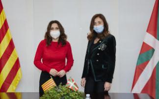 La consellera Laura Vilagrà, de la Generalitat catalana, con la consejera vasca de Autogobierno, Olatz Garamendi. La consellera Laura Vilagrà, de la Generalitat catalana, con la consejera vasca de Autogobierno, Olatz Garamendi.