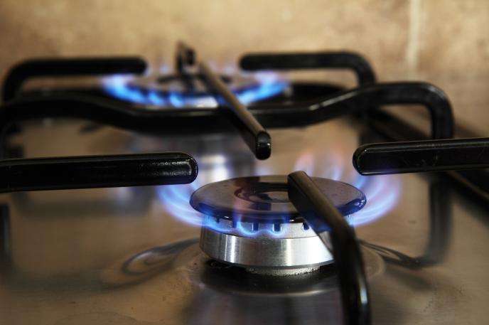 Facua denuncia la subida interanual en enero de hasta 14 % en el gas natural