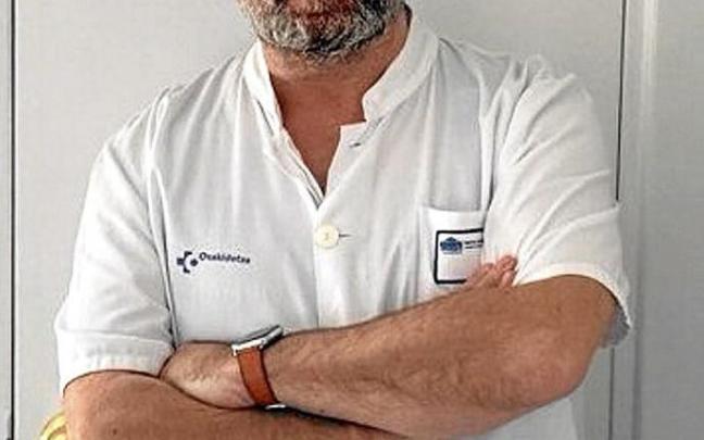 Carlos Egea, medikua. Argazkia: Utzita