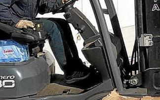 Gasteizek laguntza humanitarioa eraman du Ukrainara, eta errefuxiatuak ekarri ditu