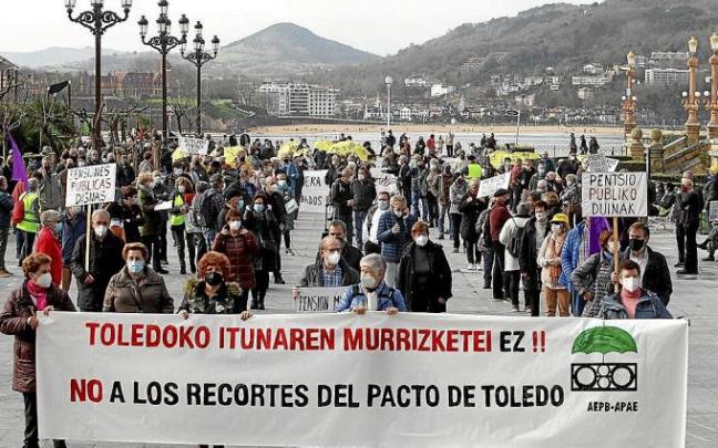 El gasto en pensiones no deja decrecer mes a mes en el conjunto del Estado español. El gasto en pensiones no deja decrecer mes a mes en el conjunto del Estado español.