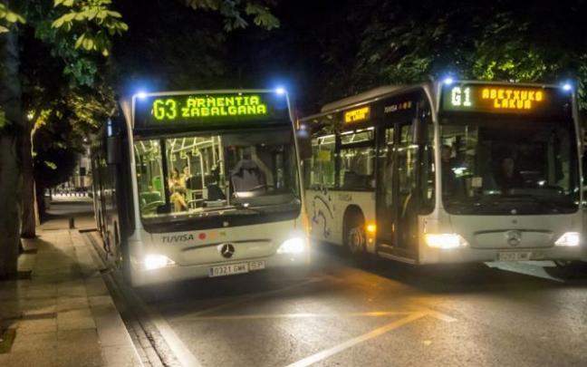 Autobuses del Gautxori en la parada de Catedral.