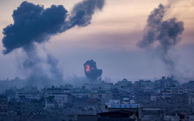 Bombardeos israelíes en la ciudad de Gaza