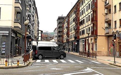 Geltoki Kalea, vía en la que se mejorará la accesibilidad. Foto: N.G.