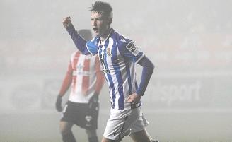 Beñat Turrientes celebra el gol que marcó ante el Zamora.