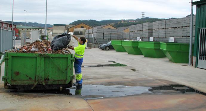 Instalaciones de la planta de transferencias del polígono de Ibarra.