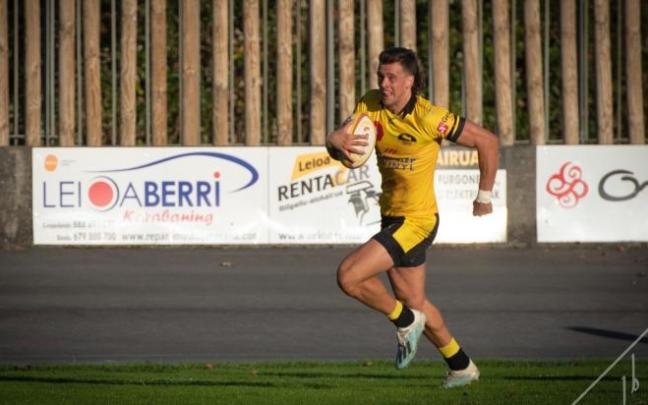 El tres cuartos sudafricano es el máximo anotador de toda la División de Honor B.