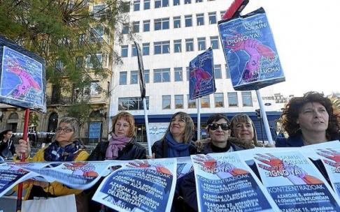Manifestación en Donostia del sector de la limpieza. Foto: Efe Manifestación en Donostia del sector de la limpieza. Foto: Efe