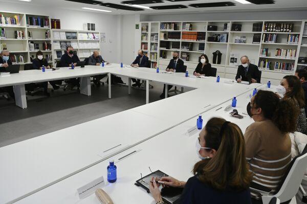 Reunión del Consejo de Dirección de Gogora, con el lehendakari Urkullu a la cabeza.