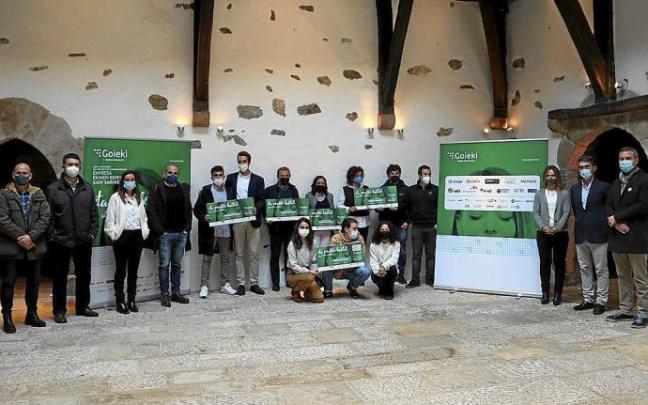 Foto grupal de la entrega de premios. Foto: Goieki Foto grupal de la entrega de premios. Foto: Goieki