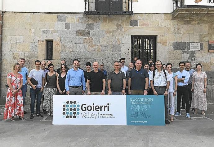Miembros de Goierri Valley tras la Asamblea General Ordinaria de 2022 llevada a cabo en Ordizia.