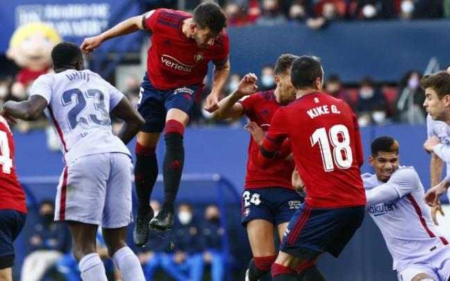 David García puso el primer empate con un gran cabezazo.
