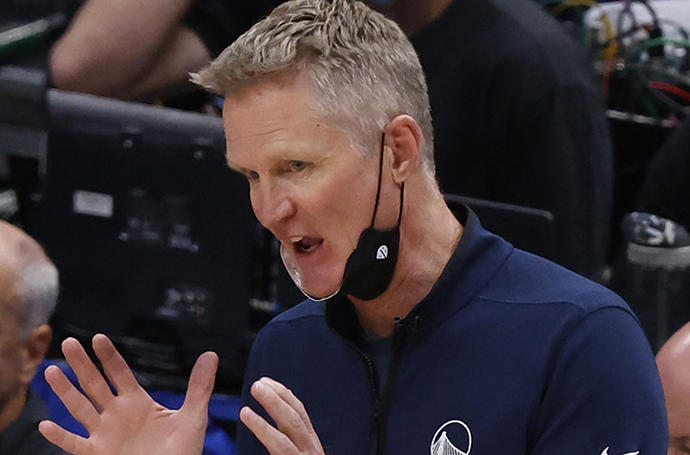 Steve Kerr, entrenador de los Golden State Warriors.