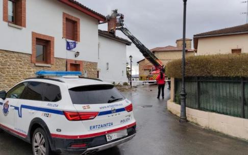 Incendio en una chimenea de Gometxa. Incendio en una chimenea de Gometxa.