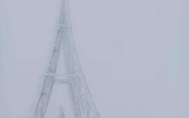 La cruz del Gorbea, este viernes por la mañana