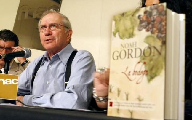 Noah Gordon acababa de cumplir 95 años Noah Gordon acababa de cumplir 95 años