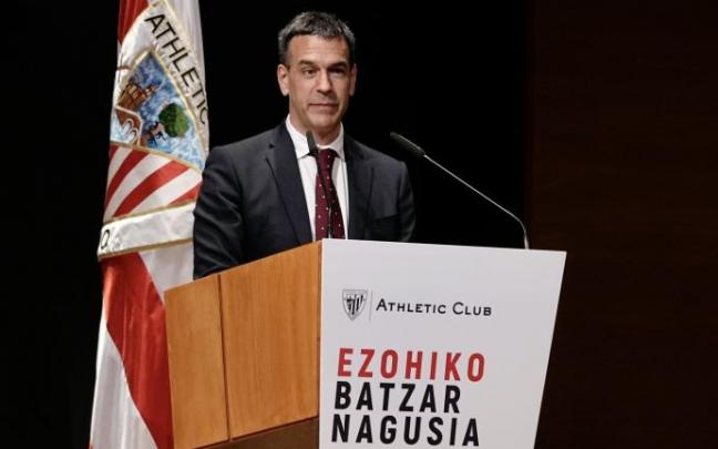 Gorka Cubes, durante la Asamblea Extraordinaria del Athletic. Gorka Cubes, durante la Asamblea Extraordinaria del Athletic.