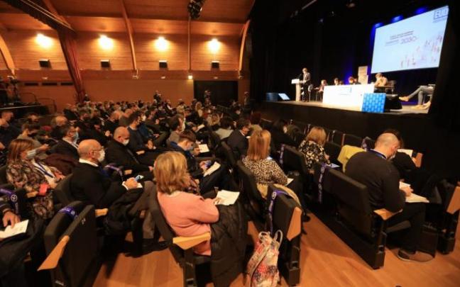 Un momento de la asamblea de Eudel celebrada en Mungia. Un momento de la asamblea de Eudel celebrada en Mungia.