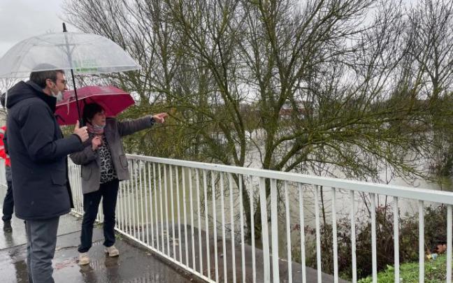 El alcalde haciendo un seguimiento sobre las inundaciones en diferentes puntos de la ciudad