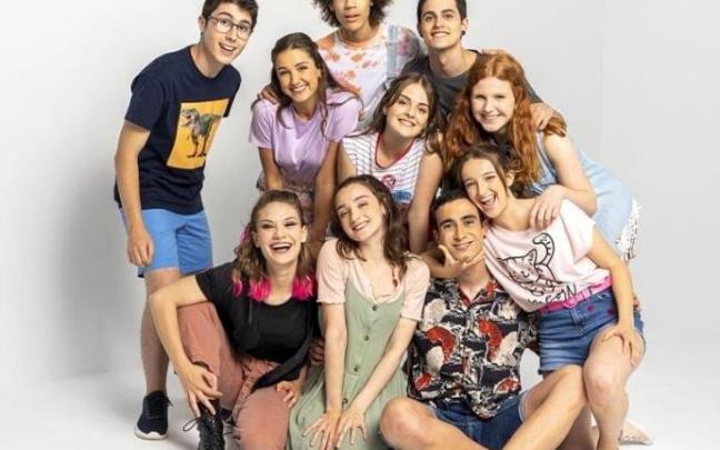 Actores y actrices de la serie 'Go!azen'.