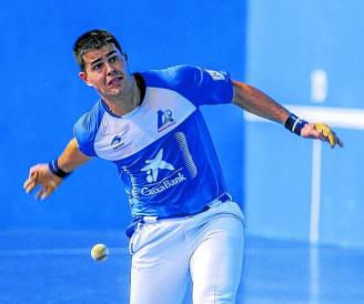 Xabi Tolosa está manteniendo un buen rendimiento en el Masters junto a Erik Jaka. Foto: José Mari Martínez