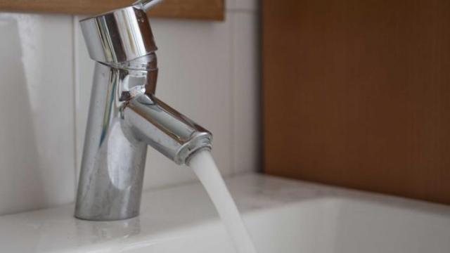 Reducir el uso de agua es uno de los primeros puntos del decálogo.