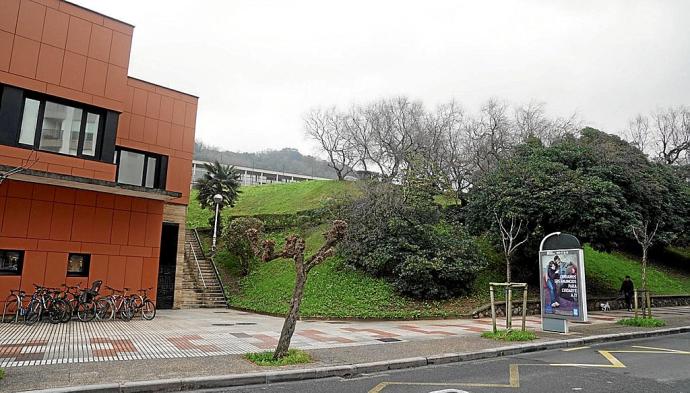 Zona situada junto a la avenida de Navarra, donde el BCC prevé levantar una segunda sede.