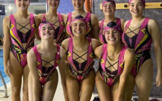 En estos momentos cuentan con una cantera de unas setenta nadadoras.