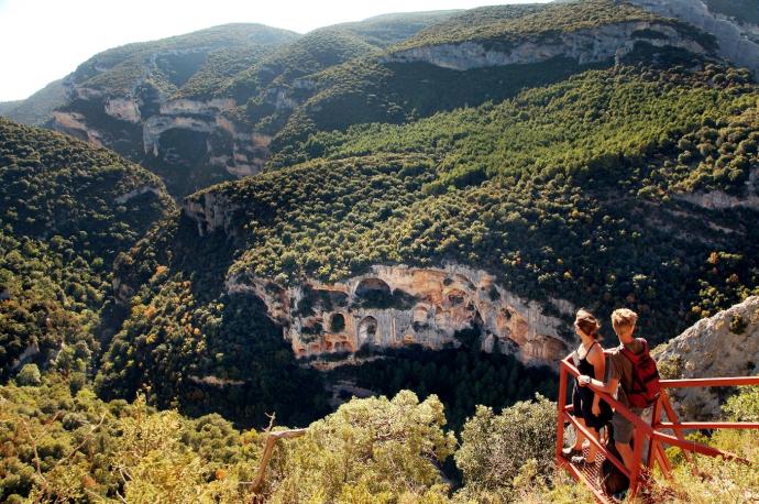 Despedido por realizar a pie y publicar 100 rutas de montaña estando de baja