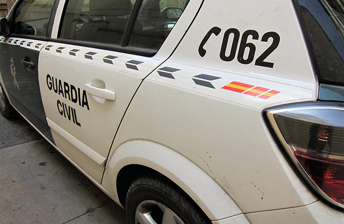 La Guardia Civil y la Policía Judicial investigan las causas de los hechos.
