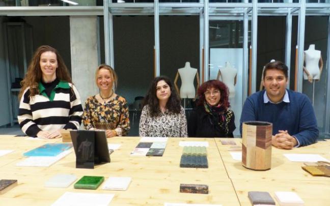 Los cinco estudiantes del posgrado de Fabricademy viajarán a Italia para presentar sus trabajos. Los cinco estudiantes del posgrado de Fabricademy viajarán a Italia para presentar sus trabajos.
