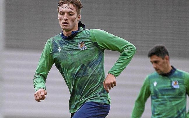 Jon Pacheco, durante el entrenamiento de ayer en las instalaciones de Zubieta. Foto: Real Sociedad