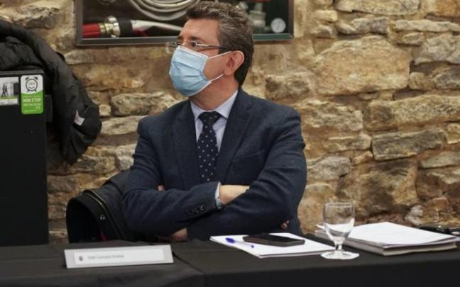 Iñaki Gurtubai, concejal de hacienda de Vitoria. Iñaki Gurtubai, concejal de hacienda de Vitoria.