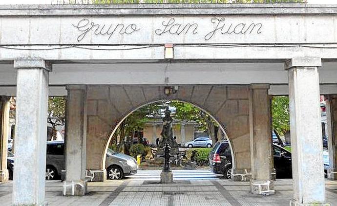 El arco de entrada al Grupo San Juan desde Garibai. Foto: A.D.