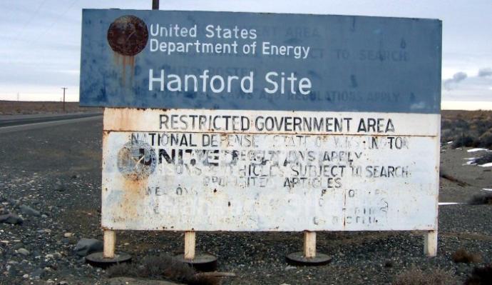 Entrada al recinto de la central de Hanford