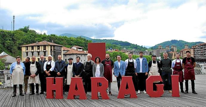 Presentación ayer del encuentro internacional en la terraza del Zerkausia.