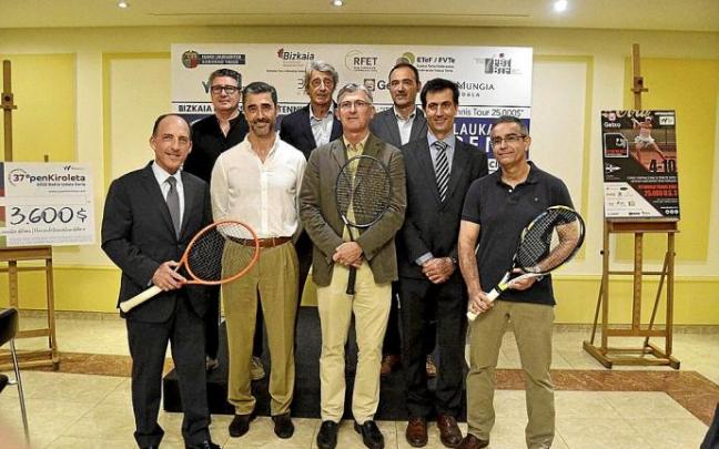 Las instituciones y los clubes presentaron conjuntamente la triple cita de tenis en Bizkaia. Foto: Maider Goikoetxea Las instituciones y los clubes presentaron conjuntamente la triple cita de tenis en Bizkaia. Foto: Maider Goikoetxea