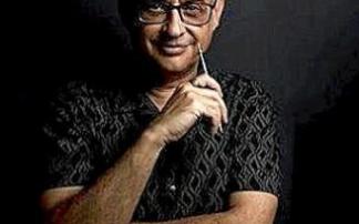 “He querido tocar todos los ‘palitos’ de la fiesta”