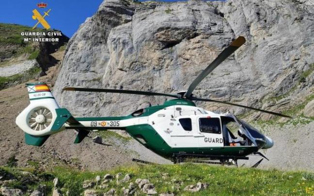 Muere una escaladora vasca en el Pirineo tras caer desde 200 metros Muere una escaladora vasca en el Pirineo tras caer desde 200 metros