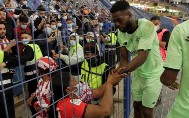 La familia de Williams, presente en las gradas del estadio Rey Fahd, vibró la victoria del Athletic, que llevó la firma de Nico.
