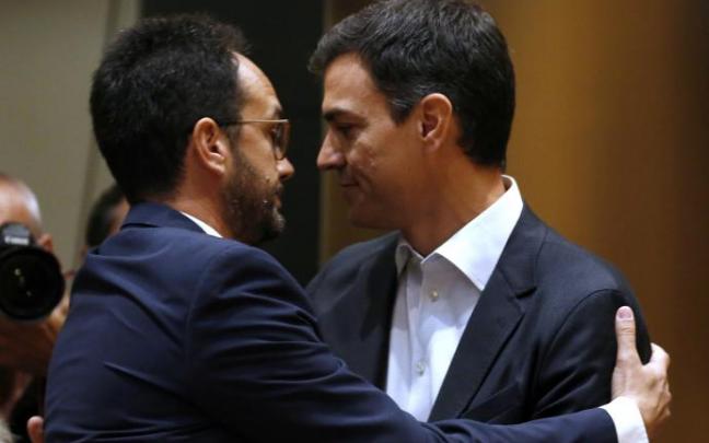 Hernando fue uno de los hombres de confianza de Sánchez hasta que éste fue cesado como secretario general del PSOE