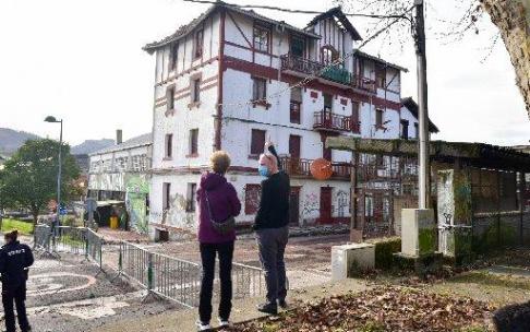 El inmueble, al día siguiente del incendio El inmueble, al día siguiente del incendio