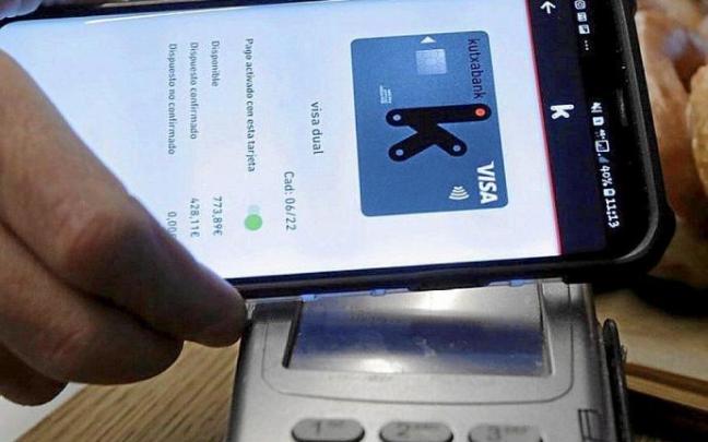 Ordainketa bat mugikorrarekin, Ekhiren sistema berdina. Argazkia: O.M.