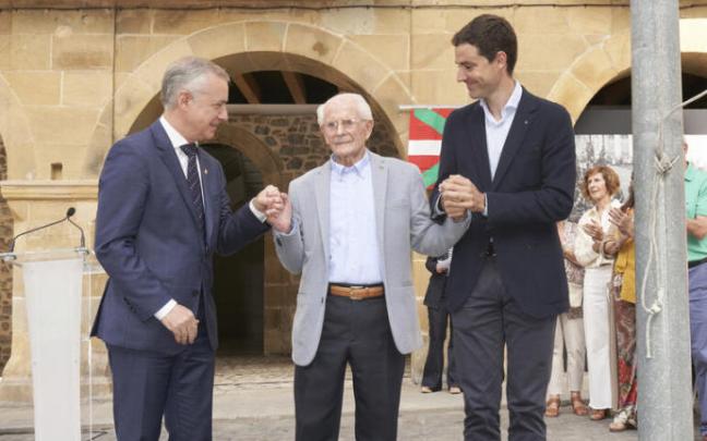 Homenaje a Juan Azkarate, último itsas-gudari.