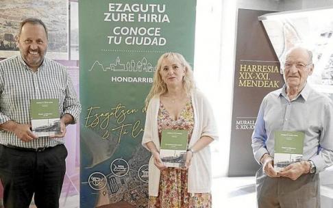 De izda. a dcha., Sagarzazu, Odriozola y Olaziregi, ayer en las oficinas de Arma Plaza. Foto: N.G. De izda. a dcha., Sagarzazu, Odriozola y Olaziregi, ayer en las oficinas de Arma Plaza. Foto: N.G.