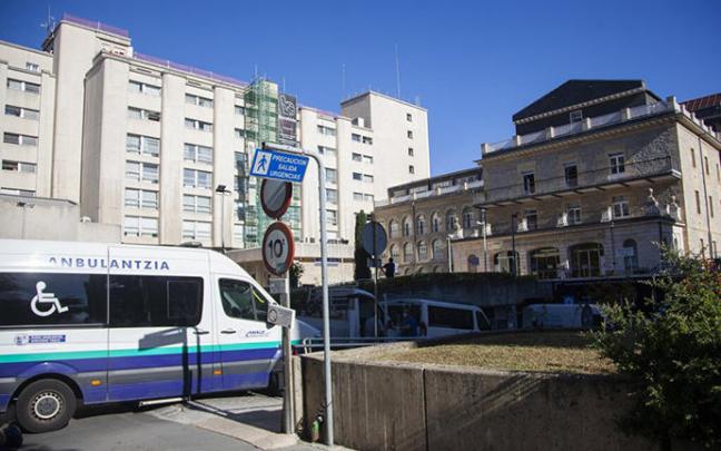 Fachada del Hospital Universitario Álava.