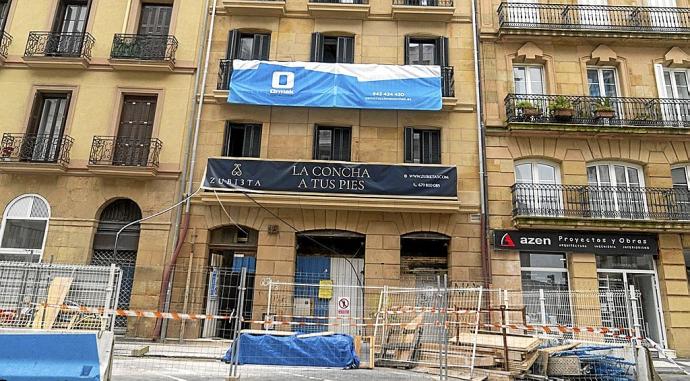 Obras en el edificio de la calle Zubieta 3, que comenzaron en 2019.