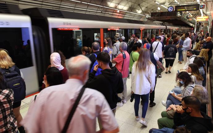 Vista de una de las estaciones del metro.